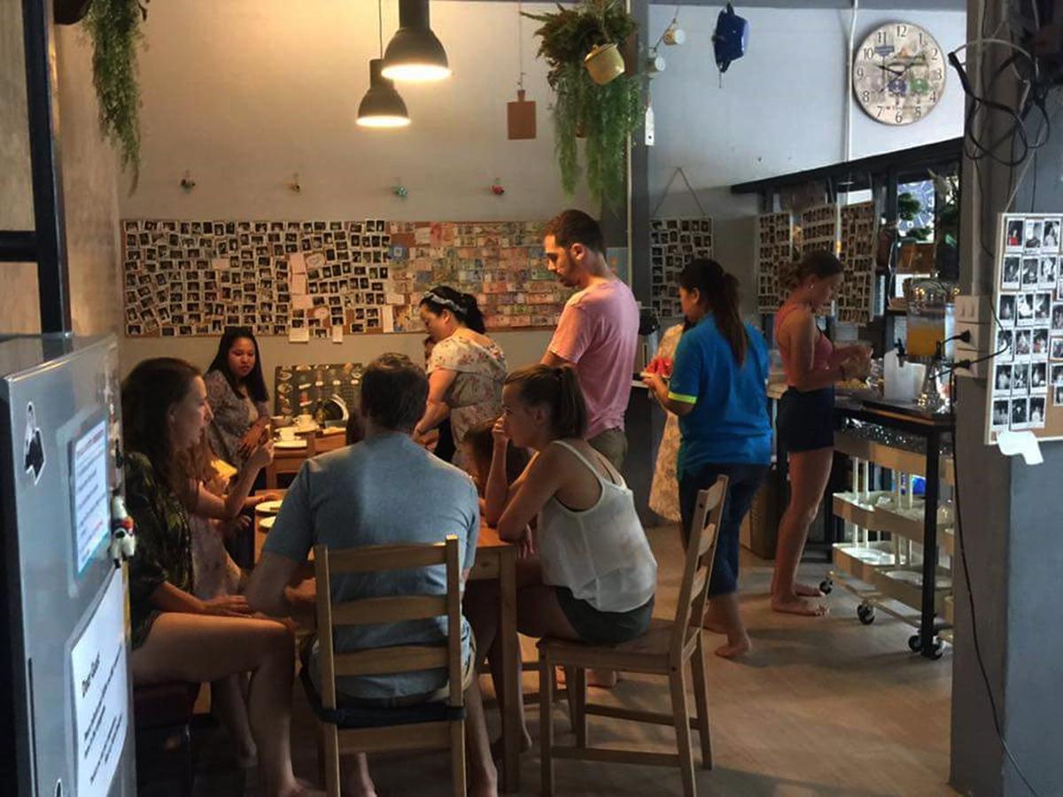 Meet Up Hostel Bangkok Eksteriør billede