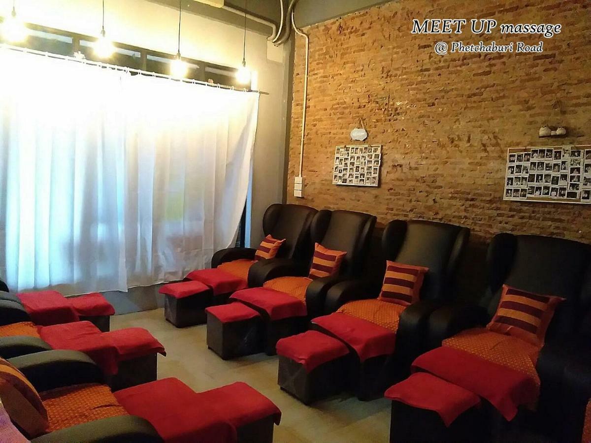Meet Up Hostel Bangkok Eksteriør billede