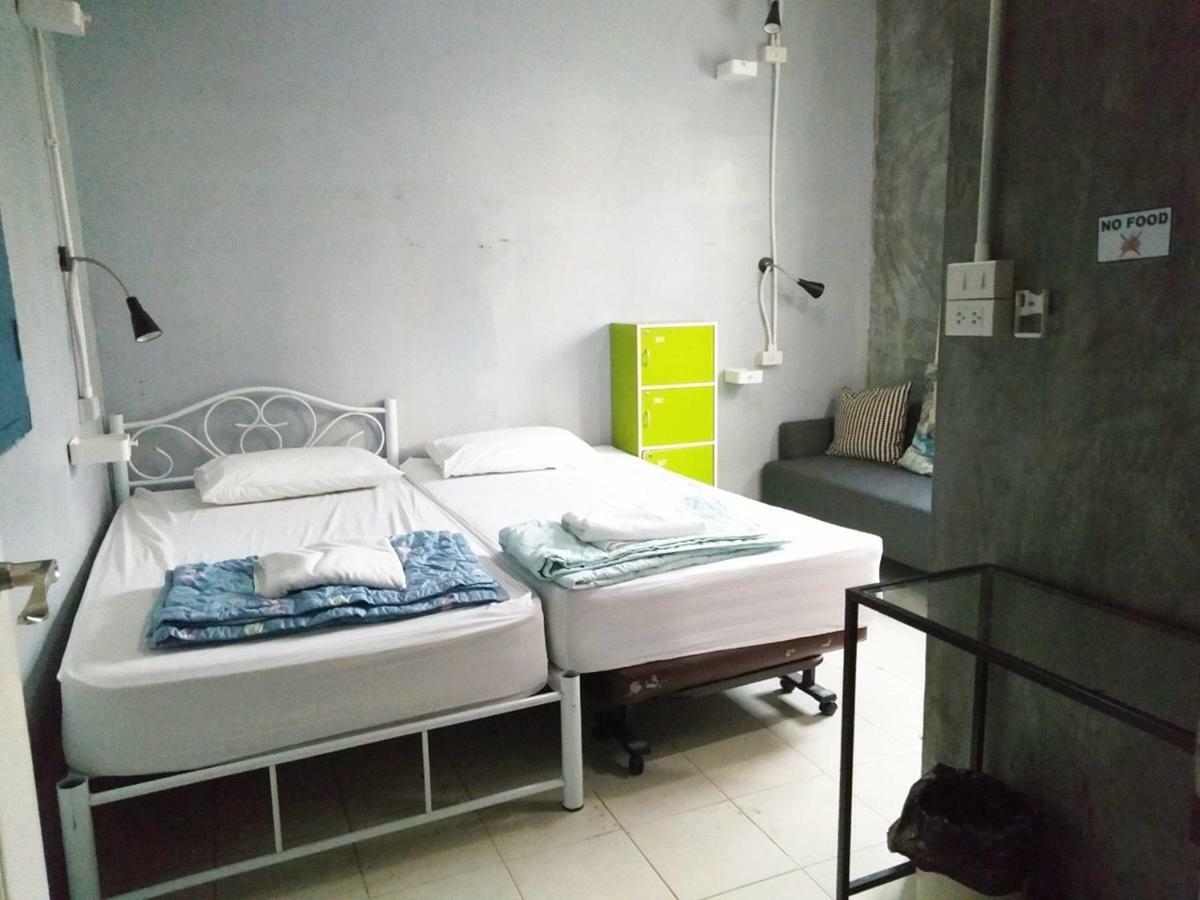 Meet Up Hostel Bangkok Eksteriør billede